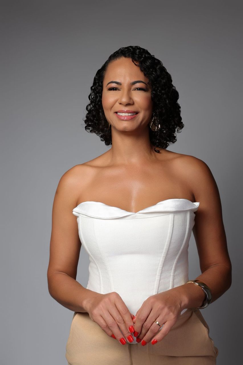 Dra. Luciana Gomes